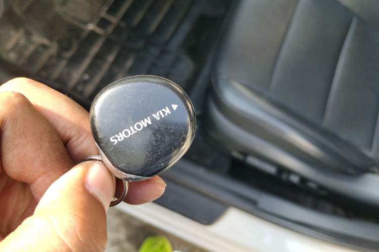 Used Kia K3S 2014 1.6L Automatic DLX Vehicle Key