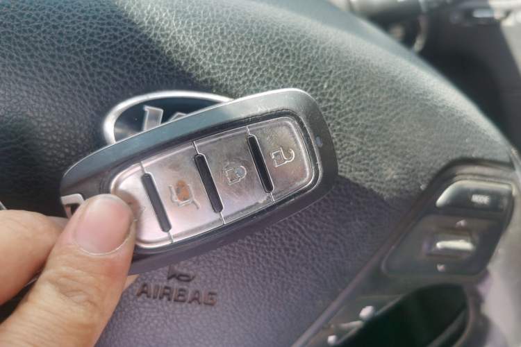 Used Kia K3S 2014 1.6L Automatic GLS Vehicle Key