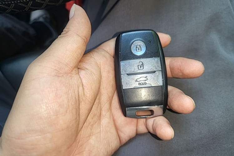 Used Kia K3S 2014 1.6L Automatic GLS Vehicle Key