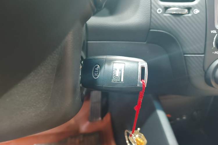 Used Kia K3S 2014 1.6L Automatic GL Vehicle Key
