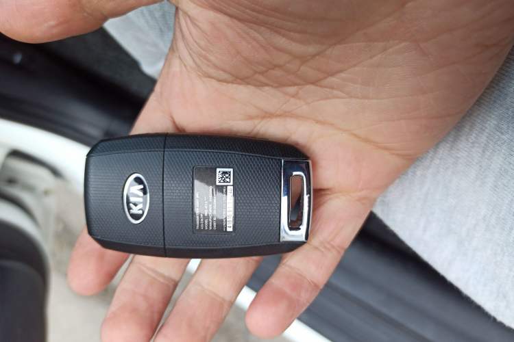 Used Kia K3S 2014 1.6L Automatic GL Vehicle Key
