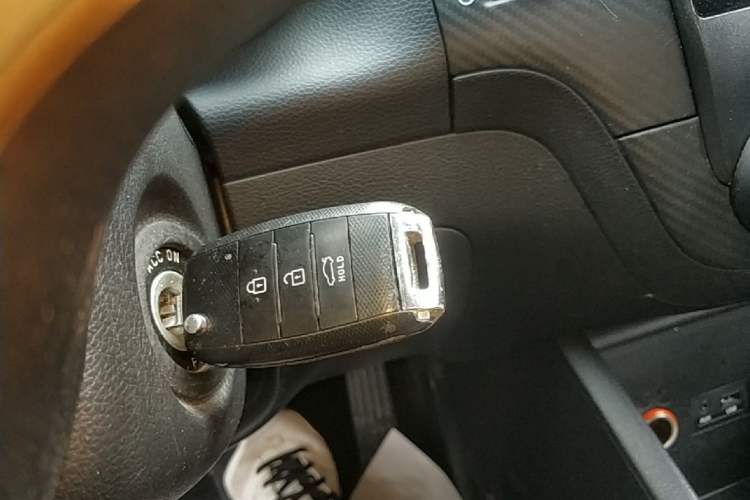 Used Kia K3S 2014 1.6L Automatic GL Vehicle Key