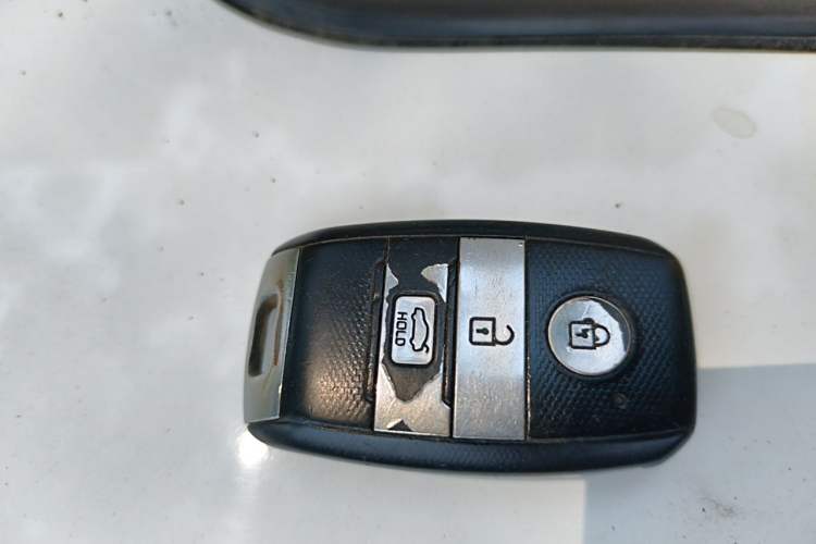 Used Kia K3S 2014 1.6L Automatic GLS Vehicle Key