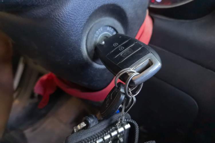 Used Kia K3S 2014 1.6L Manual GLS Vehicle Key