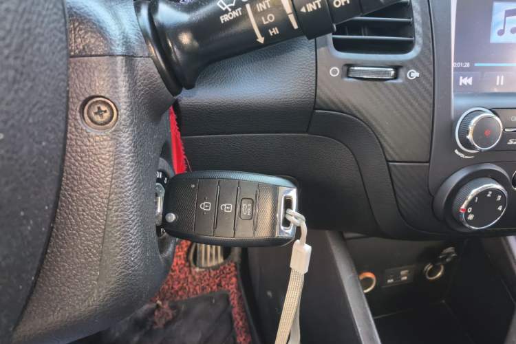 Used Kia K3S 2014 1.6L Manual GL Vehicle Key