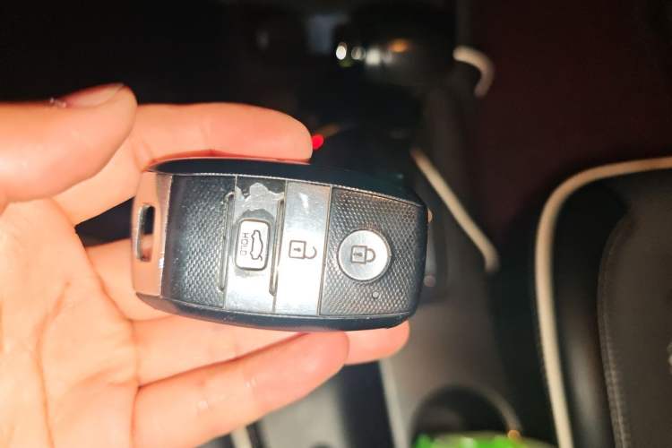 Used Kia K3S 2014 1.6L Automatic GLS Vehicle Key