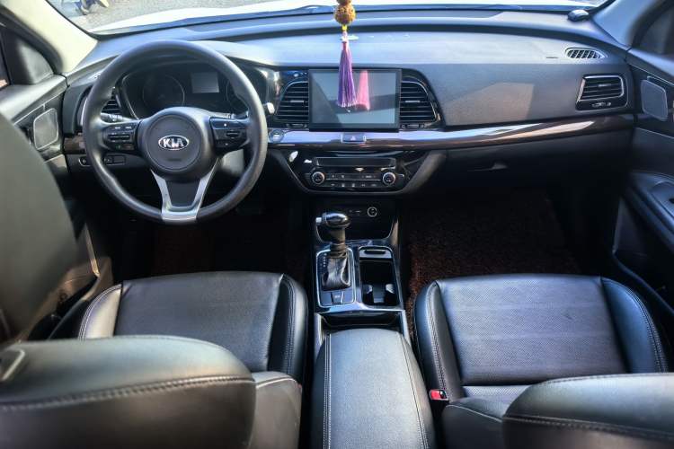 Used Kia K4 2015 1.8L Automatic GLS Special Interior 1