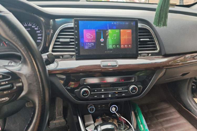 Used Kia K4 2014 1.6T Automatic Turbo Audio And AC Panel