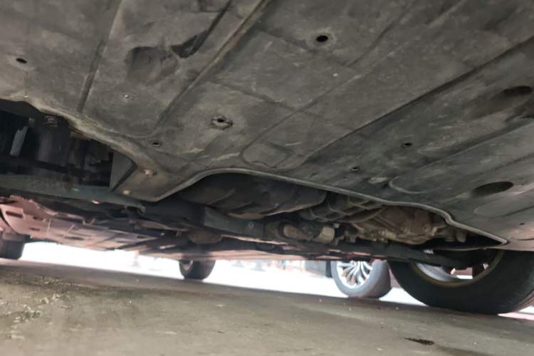 Used Kia K4 2014 1.8L Automatic GLS Chassis Front Right