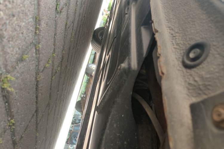 Used Kia K4 2014 1.8L Automatic GLS Chassis Rear Left