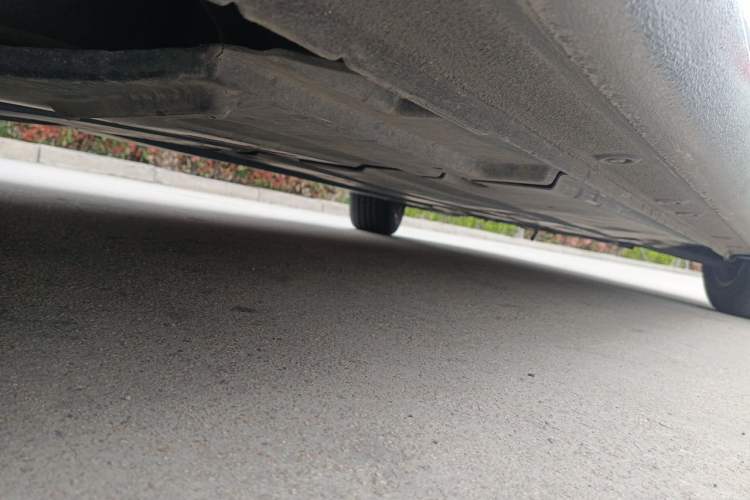 Used Kia K4 2014 1.8L Automatic GLS Chassis Rear Right