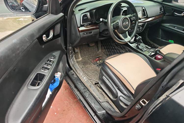 Used Kia K4 2014 1.8L Automatic GLS Driver Seat