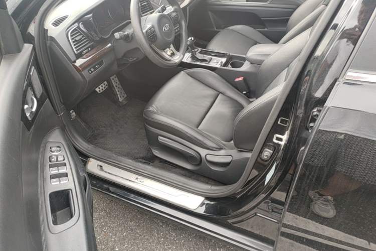 Used Kia K4 2014 1.8L Automatic GLS Driver Seat