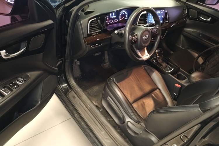 Used Kia K4 2014 1.8L Automatic GLS Driver Seat
