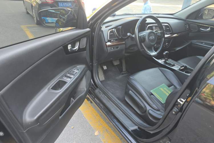 Used Kia K4 2014 1.8L Automatic GLS Driver Seat