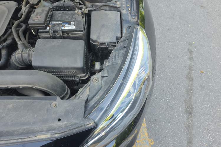 Used Kia K4 2014 1.8L Automatic GLS Engine Bay Left