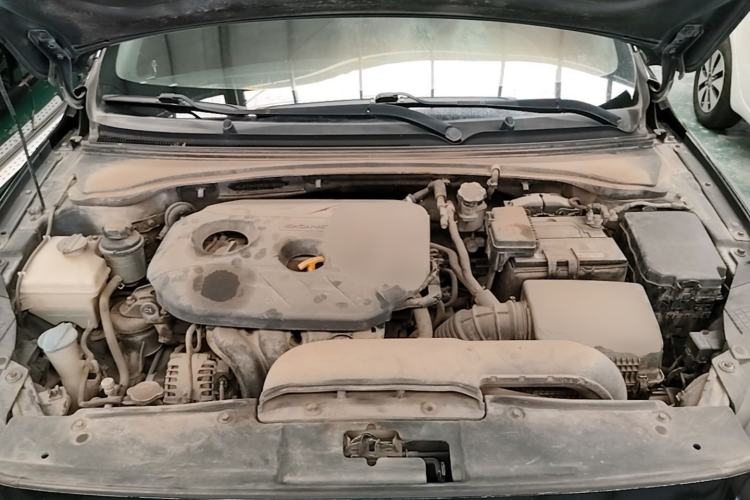 Used Kia K4 2014 1.8L Automatic DLX Engine Bay