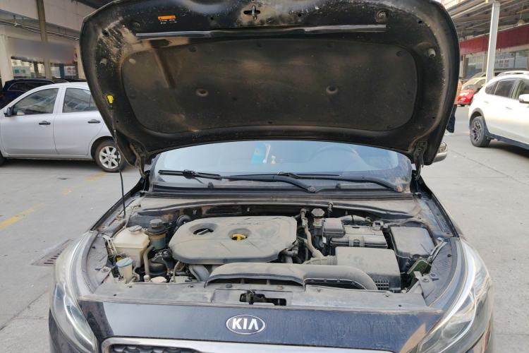 Used Kia K4 2014 1.8L Automatic GLS Engine Bay