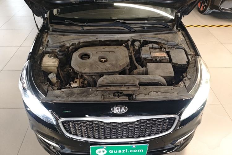 Used Kia K4 2014 1.8L Automatic GLS Engine Bay