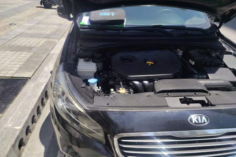 Used Kia K4 2014 1.8L Automatic DLX Engine Bay Right