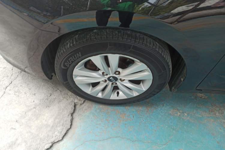 Used Kia K4 2014 1.8L Automatic GLS Exterior 1