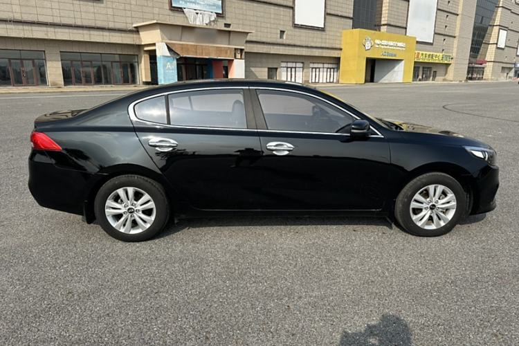 Used Kia K4 2014 1.8L Automatic GLS Exterior 4