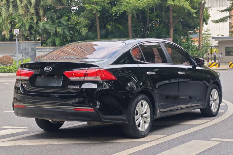 Used Kia K4 2014 1.8L Automatic GLS Exterior 8