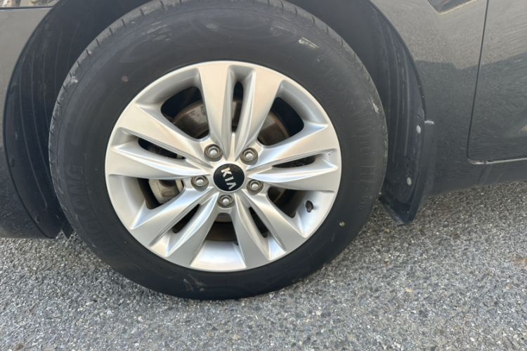 Used Kia K4 2014 1.8L Automatic GLS Exterior 8