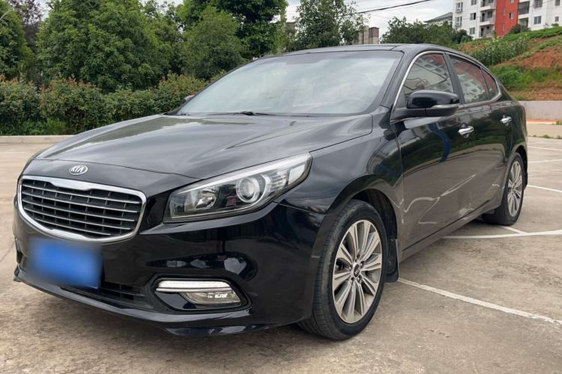 Used Kia K4 2014 1.8L Automatic DLX Front Left 45 Deg