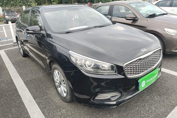 Used Kia K4 2014 1.8L Automatic GLS Front Right 45 Deg