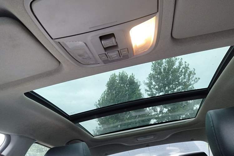 Used Kia K4 2014 1.8L Automatic GLS Headliner