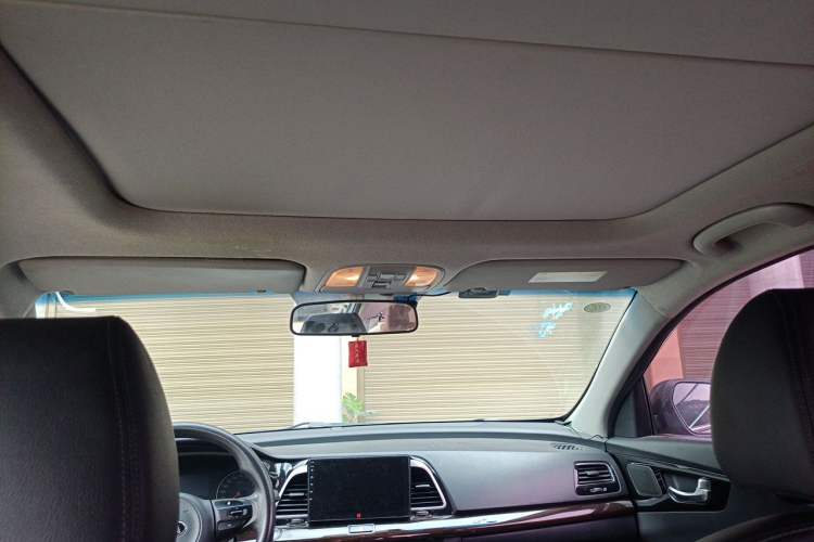 Used Kia K4 2014 1.8L Automatic GLS Headliner