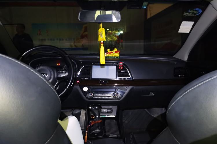 Used Kia K4 2014 1.8L Automatic DLX Headliner