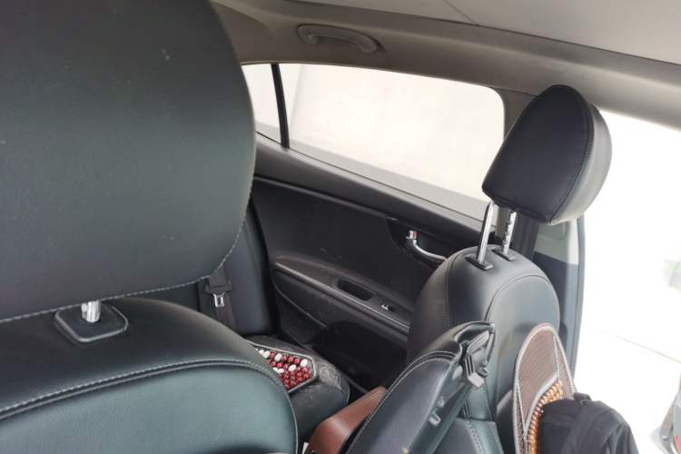 Used Kia K4 2014 1.8L Automatic GLS Headliner