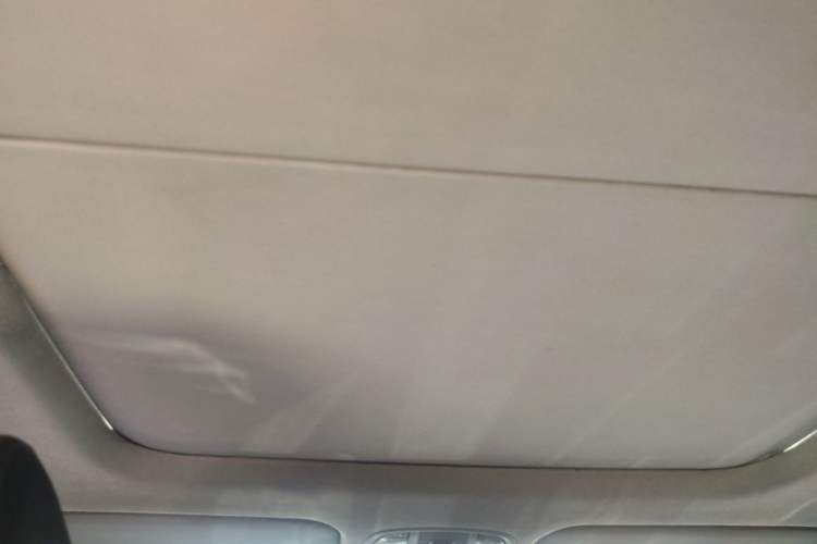 Used Kia K4 2014 1.8L Automatic DLX Headliner