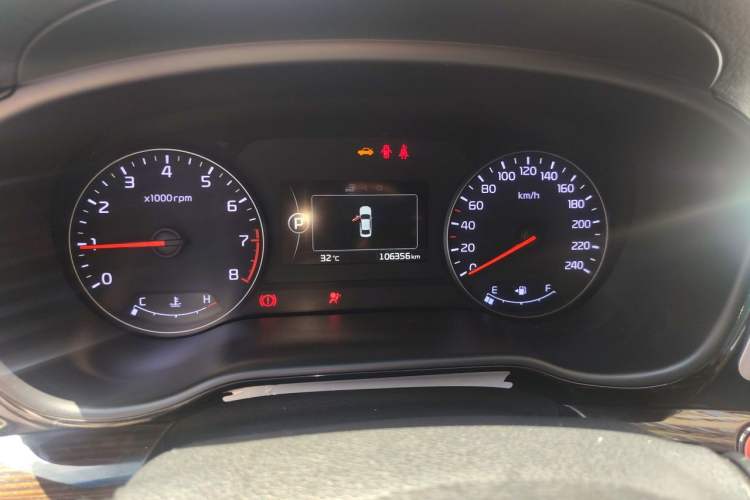 Used Kia K4 2014 1.8L Automatic DLX Instrument Cluster