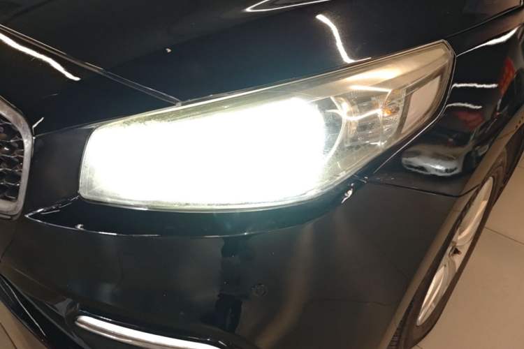 Used Kia K4 2014 1.8L Automatic GLS Left Front Headlight