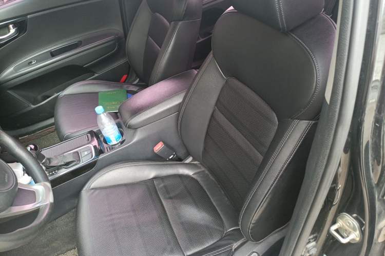Used Kia K4 2014 1.8L Automatic GLS Left Front Seat