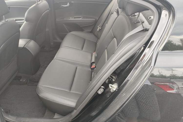 Used Kia K4 2014 1.8L Automatic GLS Left Rear Seat