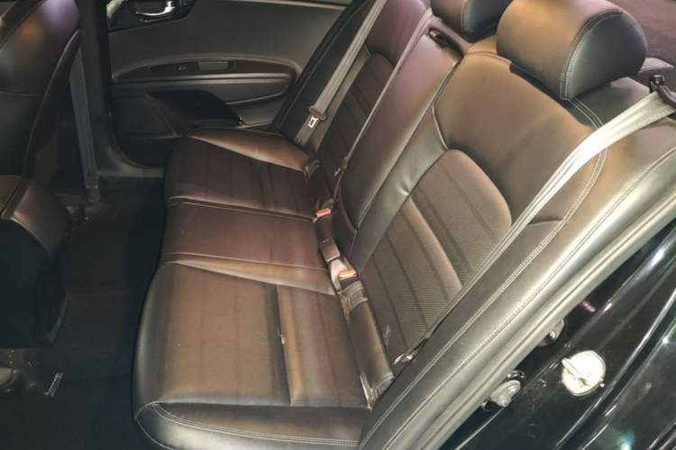 Used Kia K4 2014 1.8L Automatic GLS Left Rear Seat