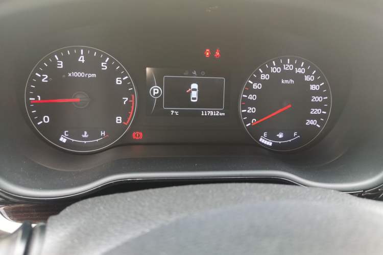 Used Kia K4 2014 1.8L Automatic DLX Odometer Close Up