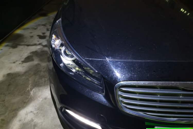 Used Kia K4 2014 1.8L Automatic DLX Right Front Headlight