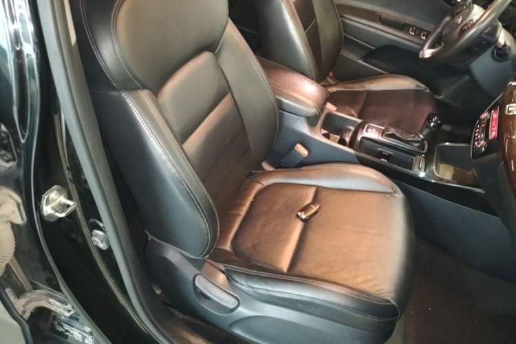 Used Kia K4 2014 1.8L Automatic GLS Right Front Seat