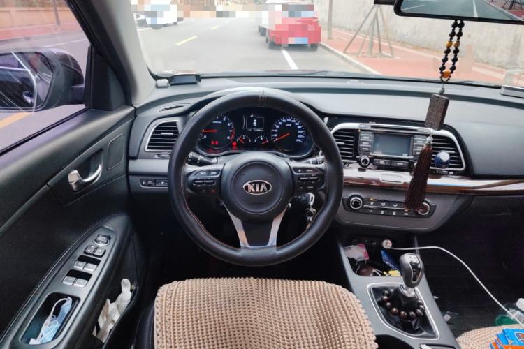 Used Kia K4 2014 1.8L Manual GL Steering Wheel