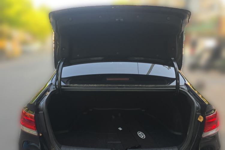 Used Kia K4 2014 1.8L Automatic GLS Trunk