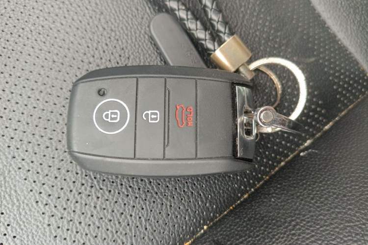 Used Kia K4 2014 1.8L Automatic GLS Vehicle Key
