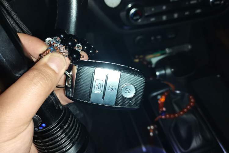 Used Kia K4 2014 1.8L Automatic DLX Vehicle Key