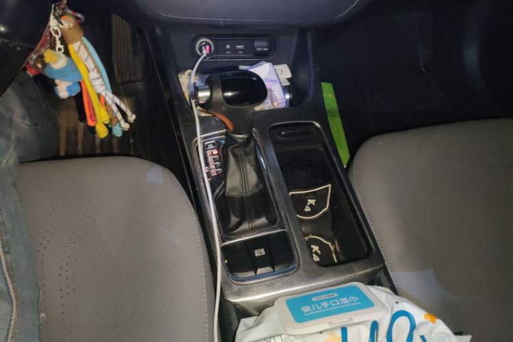 Used Kia K4 2014 1.8L Automatic GL Gear Lever