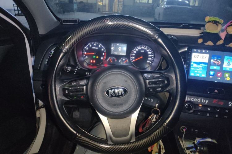 Used Kia K4 2014 1.8L Automatic GL Steering Wheel