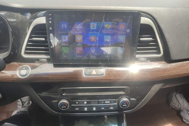 Used Kia K4 2014 1.8L Automatic GLS Audio And AC Panel